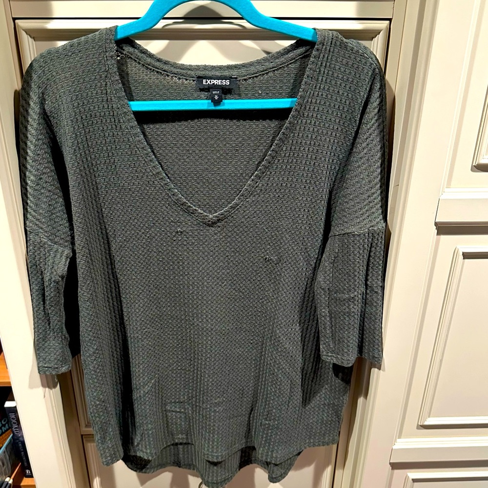 Express Olive Green Waffle V-Neck 3/4 Sleeve Tunic London Tee Medium